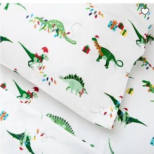 🎄 Pottery Barn Kids Xmas glow in the dark sheet set